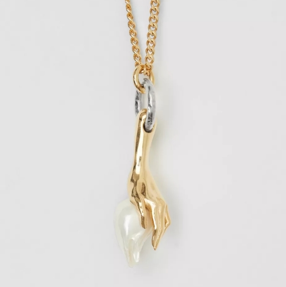 Authentic Burberry necklace - Picture 3 of 10